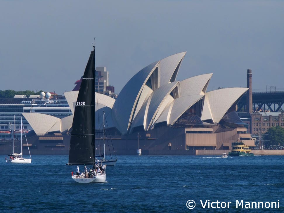Opéra de Sydney et Harbour Bridge au crépuscule